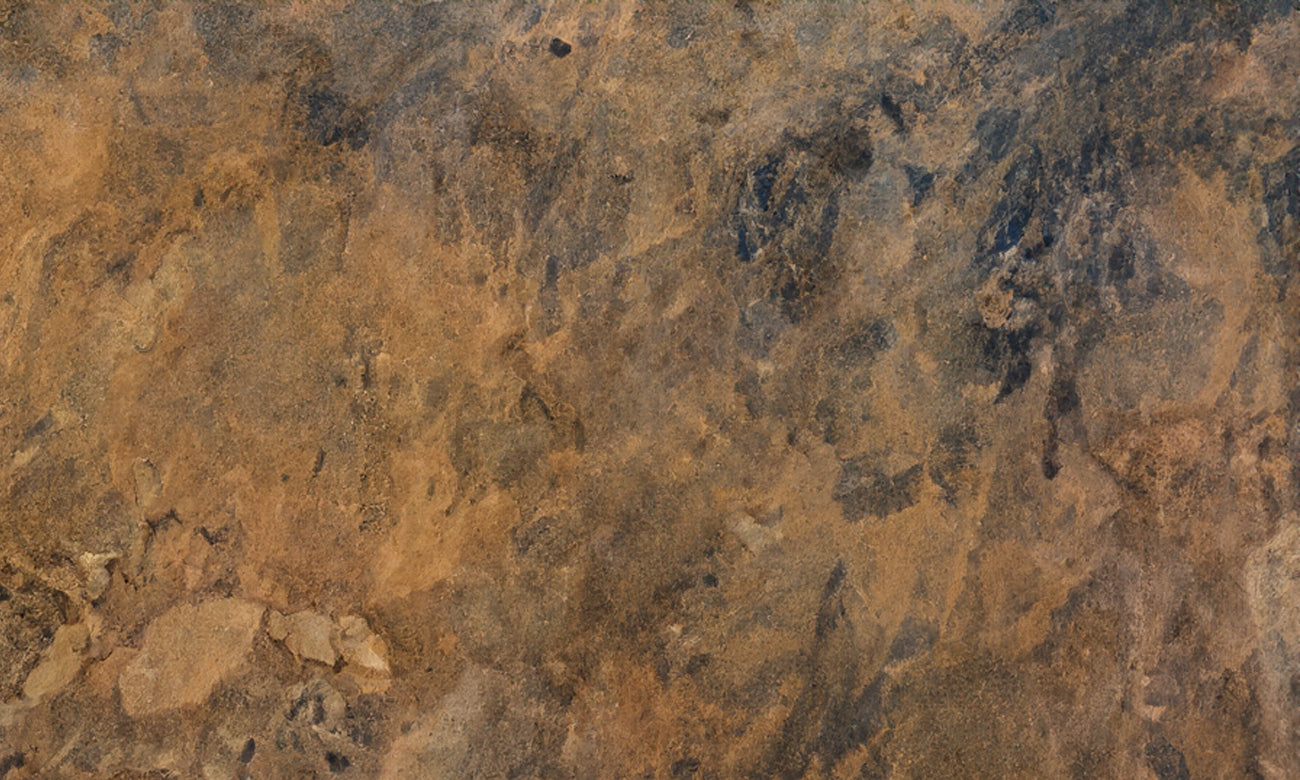 Eighteen Carat Gold Granite